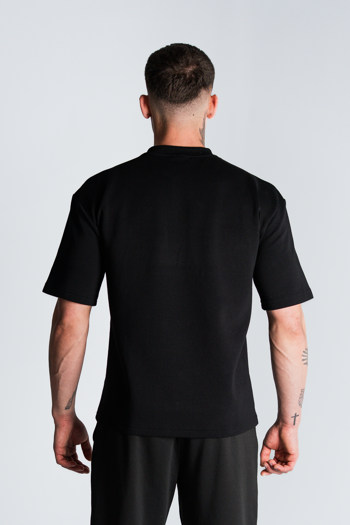 THE PERFICT RELAXED FIT TEE STAPLE PACK